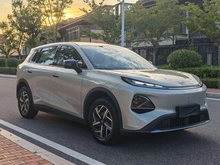 2026 Changan Qiyuan Q05 51.9 kWh II, серый, 2108011 рублей, вид 3