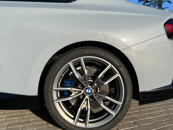 2021 BMW 2 серии M240i xDrive G42, серый, 4100000 рублей - вид 15
