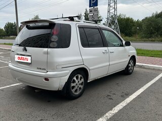 2000 Toyota Raum I, белый, 360000 рублей, вид 2