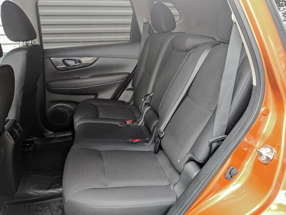 2021 Nissan X-Trail III Рестайлинг, оранжевый, 2420000 рублей - вид 17