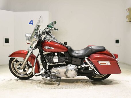 2011 Harley-Davidson Dyna Switchback, красный, 757000 рублей, вид 1