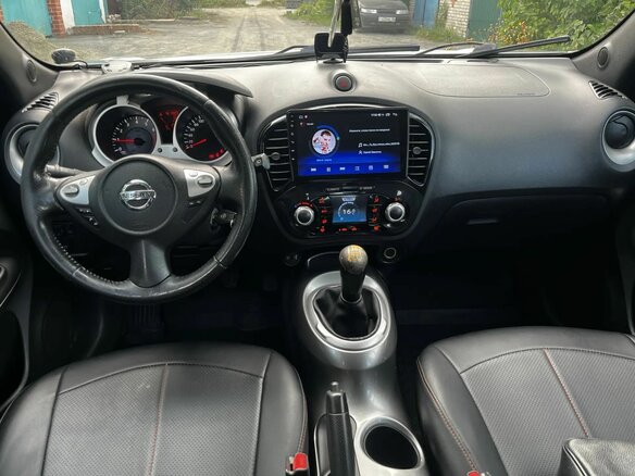 2011 Nissan Juke I, серый, 895000 рублей - вид 4