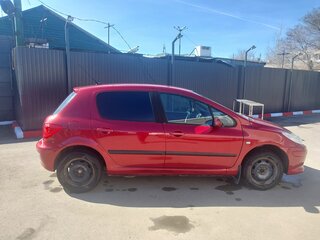 2006 Peugeot 307 I Рестайлинг, красный, 280000 рублей, вид 3