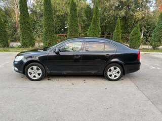 2011 Skoda Octavia DSG7 II (A5) Рестайлинг, чёрный, 620000 рублей, вид 4