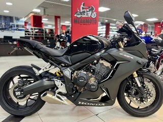 2022 Honda CBR 650R, чёрный, 1050000 рублей, вид 1