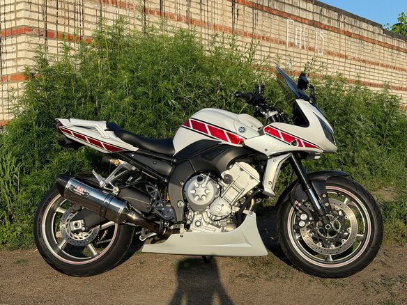 2011 Yamaha FZ1, белый, 700000 рублей - вид 1