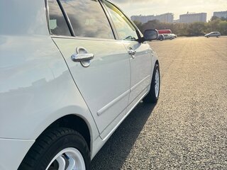2005 Toyota Allex I Рестайлинг 2, белый, 660000 рублей, вид 4