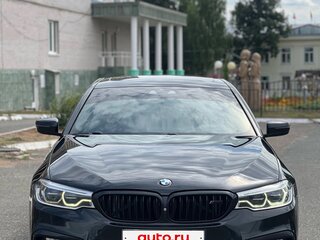 2017 BMW 5 серии 520d xDrive VII (G30/G31/G38), чёрный, 3200000 рублей, вид 2