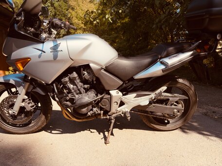 2004 Honda CBF 600, серебристый, 340000 рублей, вид 5