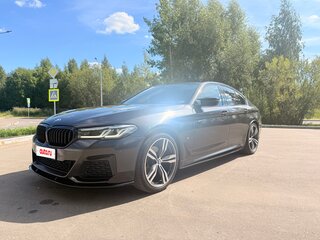 2021 BMW 5 серии 520d xDrive VII (G30/G31/G38) Рестайлинг, серый, 4000000 рублей, вид 1