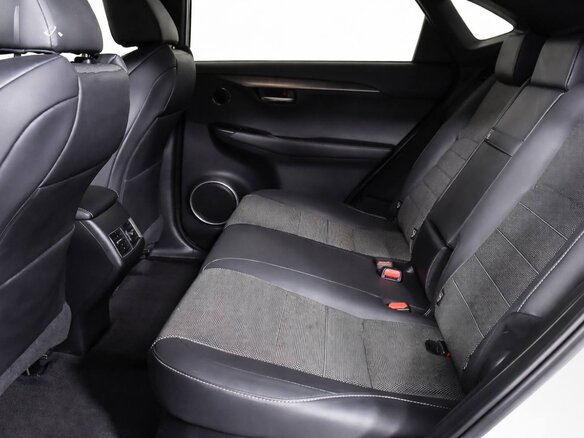 2017 Lexus NX 300 I Рестайлинг, белый, 2650000 рублей - вид 18