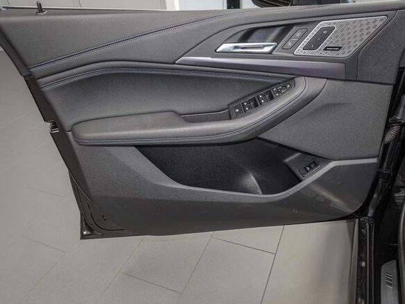 2023 BMW 2 серии Gran Coupe 218i F44, чёрный, 2700000 рублей - вид 11