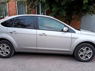 2010 Ford Focus II Рестайлинг, серый, 630000 рублей, вид 4