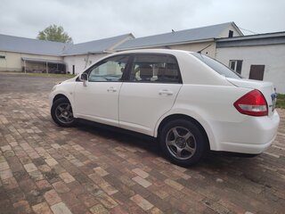 2005 Nissan Tiida Latio I, белый, 365000 рублей, вид 3