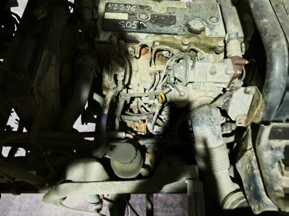 2002 Toyota Dyna, белый, 1000000 рублей - вид 3