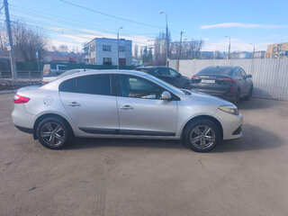 2014 Renault Fluence I Рестайлинг, серебристый, 810000 рублей, вид 3
