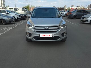 2017 Ford Kuga II Рестайлинг, серебристый, 1680000 рублей, вид 3