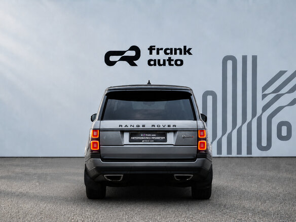 2021 Land Rover Range Rover IV Рестайлинг, серый, 7500000 рублей - вид 5