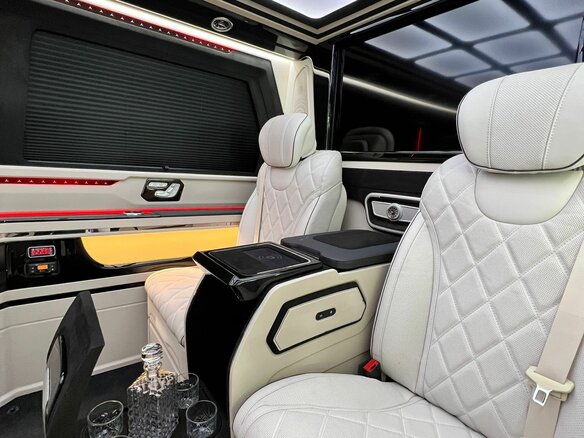 2025 Mercedes-Benz Sprinter, чёрный, 42400000 рублей - вид 15
