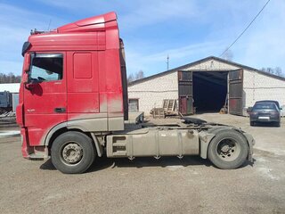 2020 DAF XF 105, красный, 5900000 рублей, вид 2