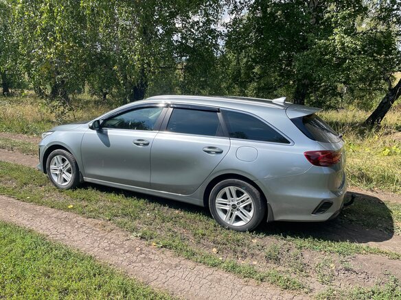 2020 Kia Ceed III, серебристый, 1860000 рублей - вид 32