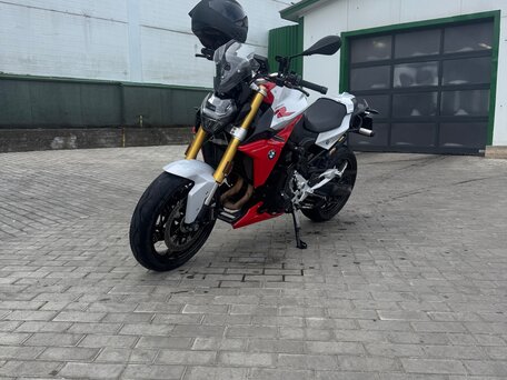 2021 BMW F 900 R, красный, 1100000 рублей, вид 1