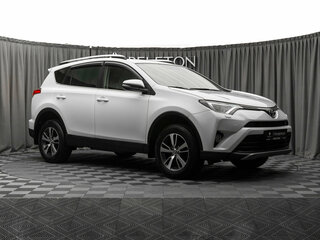 2017 Toyota RAV4 IV (XA40) Рестайлинг, белый, 2110000 рублей, вид 2