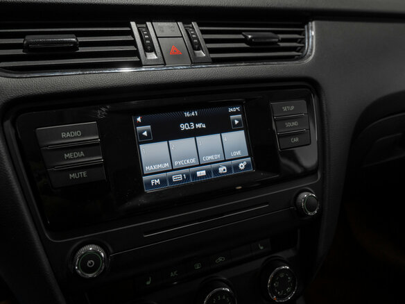2014 Skoda Octavia III (A7), белый - вид 14