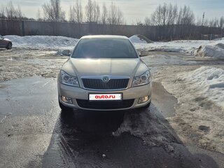 2012 Skoda Octavia II (A5) Рестайлинг, серебристый, 870000 рублей, вид 2