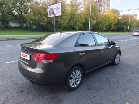 2013 Kia Cerato 6-speed II, бежевый, 650000 рублей, вид 5