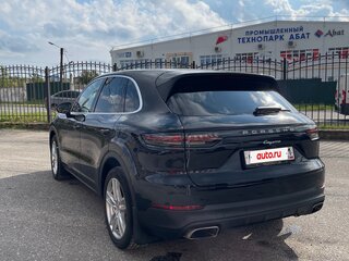 2019 Porsche Cayenne III, чёрный, 6500000 рублей, вид 5