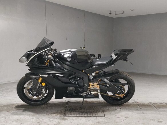 2018 Yamaha YZF-R6, чёрный, 1090000 рублей - вид 1