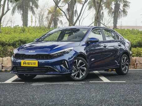 2025 Kia K3 II (China Market) Рестайлинг, синий, 2143000 рублей, вид 1
