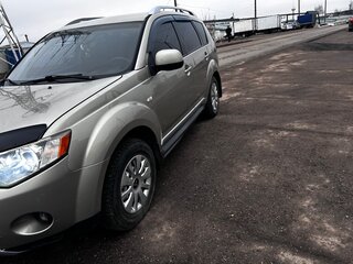 2008 Mitsubishi Outlander II, бежевый, 810000 рублей, вид 2