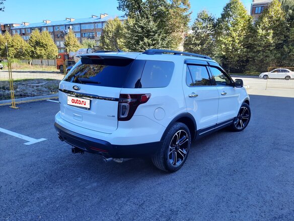 2013 Ford Explorer Sport V, белый, 1700000 рублей - вид 6