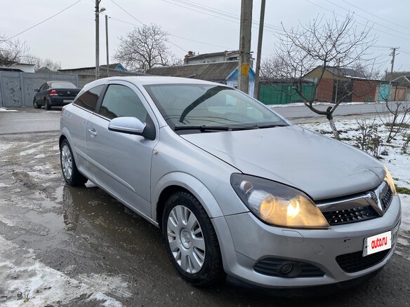 2007 Opel Astra GTC H Рестайлинг, серебристый, 410000 рублей - вид 1