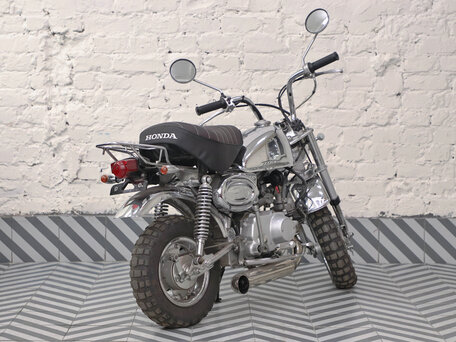 2020 Honda Z50, серебристый, 195000 рублей, вид 3