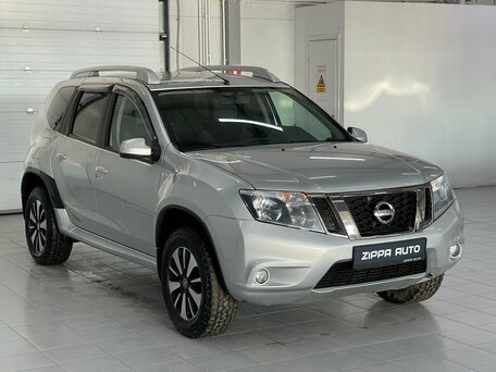 Nissan Terrano III (D10)