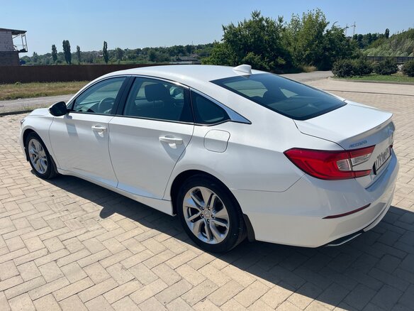 2019 Honda Accord X, белый, 1985000 рублей - вид 6