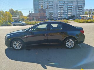 2013 Chevrolet Cruze I Рестайлинг, чёрный, 650000 рублей, вид 4