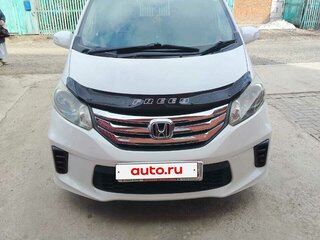 2013 Honda Freed I Рестайлинг, белый, 1180000 рублей, вид 1