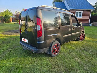 2011 Fiat Doblo I Рестайлинг, чёрный, 570000 рублей, вид 4