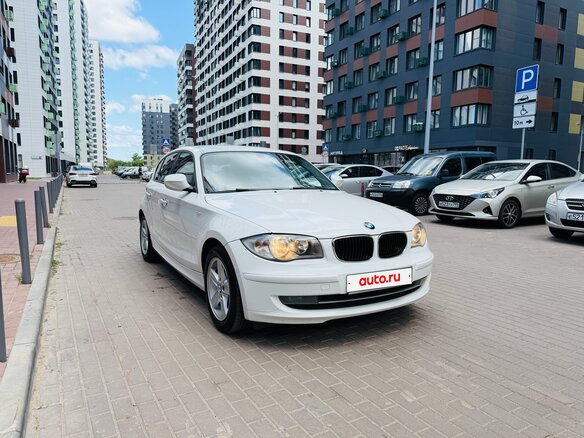 2011 BMW 1 серии 116i I (E81/E82/E87/E88) Рестайлинг, белый, 805000 рублей - вид 1
