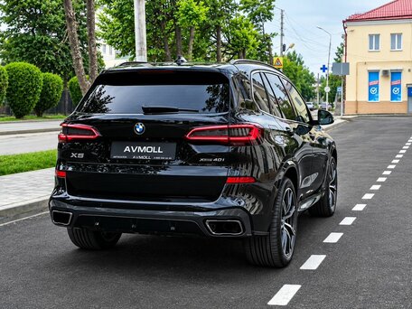 2019 BMW X5 40i IV (G05/G18), чёрный, 7790000 рублей, вид 3