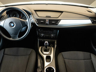 2013 BMW X1 20d I (E84) Рестайлинг, белый, 1369000 рублей, вид 5
