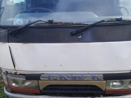 1995 Fuso (Mitsubishi) Canter, белый, 1650000 рублей, вид 1