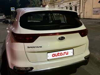 2019 Kia Sportage IV Рестайлинг, белый, 2450000 рублей, вид 3