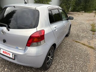 2008 Toyota Vitz II (XP90), серебристый, 680000 рублей, вид 3