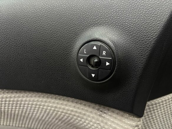 2007 Kia Carnival Grand II, серебристый, 599900 рублей - вид 7