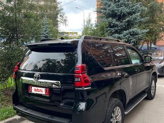 2018 Toyota Land Cruiser Prado 150 Series Рестайлинг 2, чёрный, 4900000 рублей, вид 4